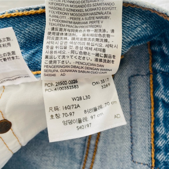 Levi Jeans Sz 28 NWOT - Picture 8 of 8